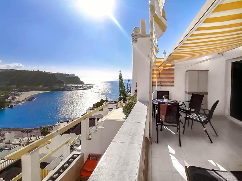 View (from property/room), Balcony/Terrace, Sea view