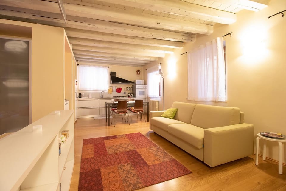Lovely Apartment Sottoriva Apartment in Verona