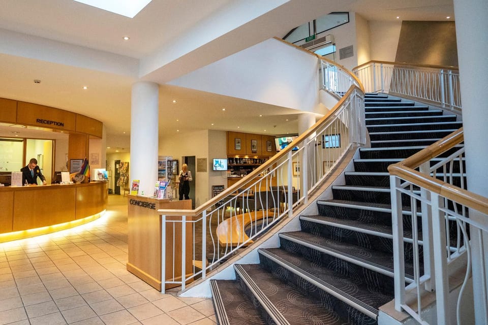Staff, Lobby or reception