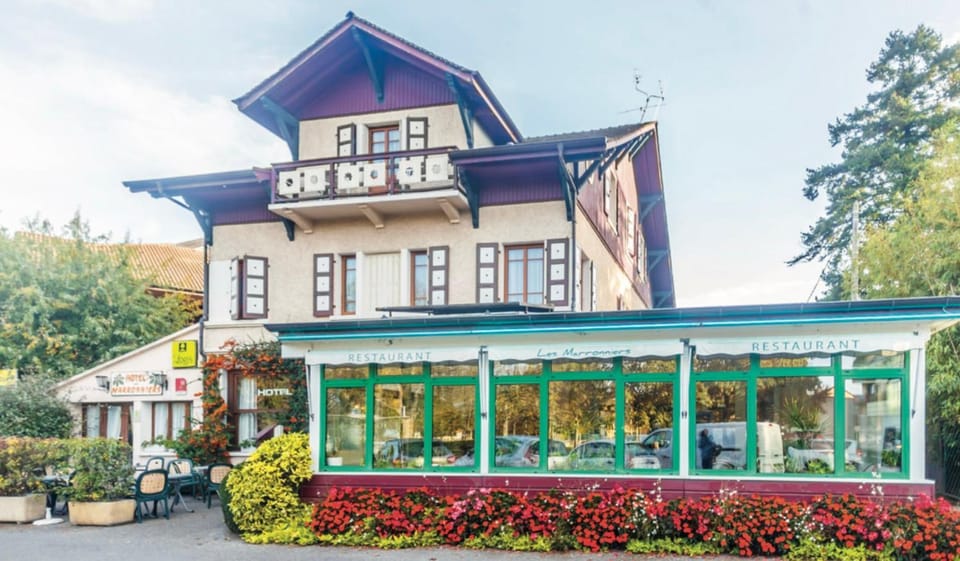 HOTEL LES MARRONNIERS Hotel in Thonon-les-Bains