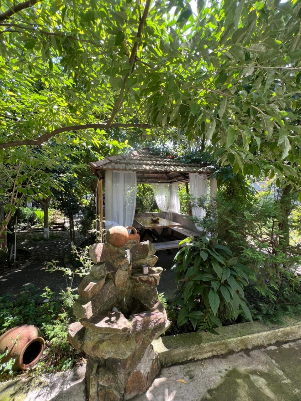 Holiday House Chkonia Bed and Breakfast in Batumi