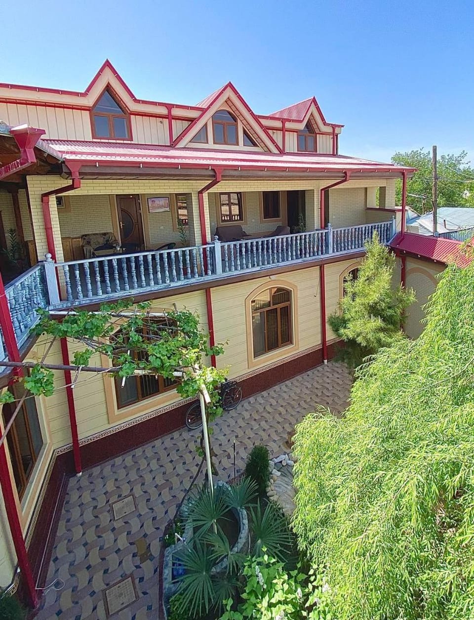 Hotel Rahmon Bed and Breakfast in Europe