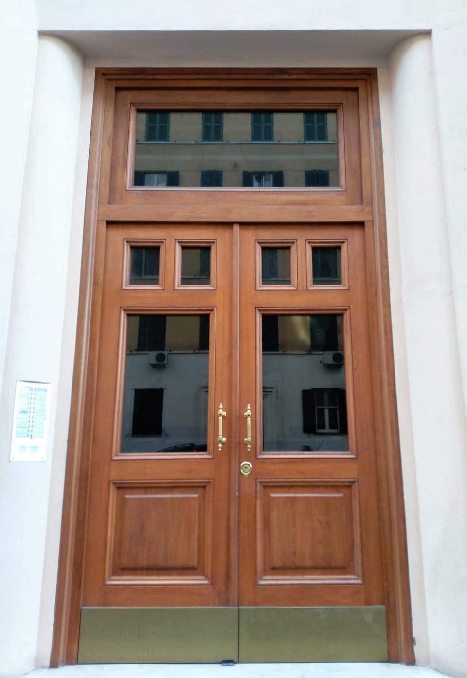 Facade/entrance