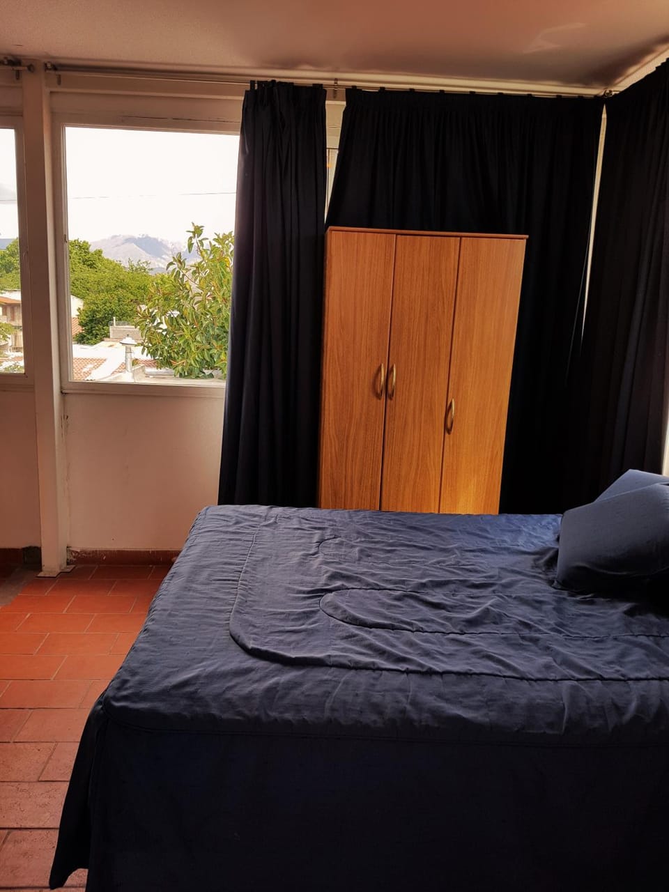Bed, Mountain view
