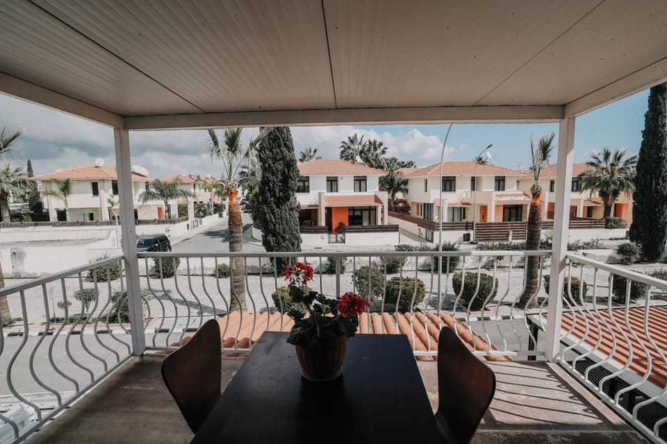 Pirgos beach house House in Larnaca District