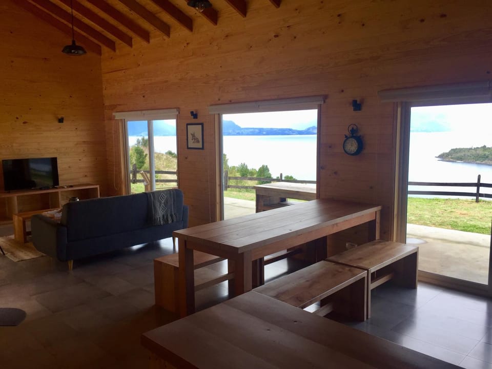 Casa La Trafa House in Los Ríos, Chile