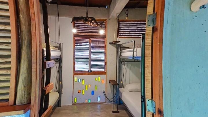 Photo of the whole room, bunk bed