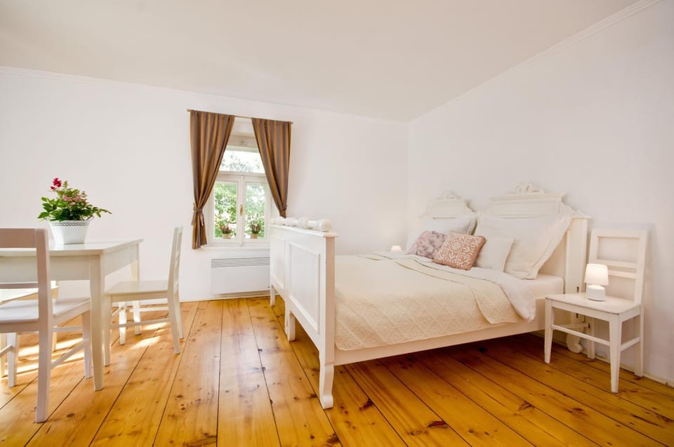 Apartmány U rybníčku Apartment hotel in South Bohemian Region