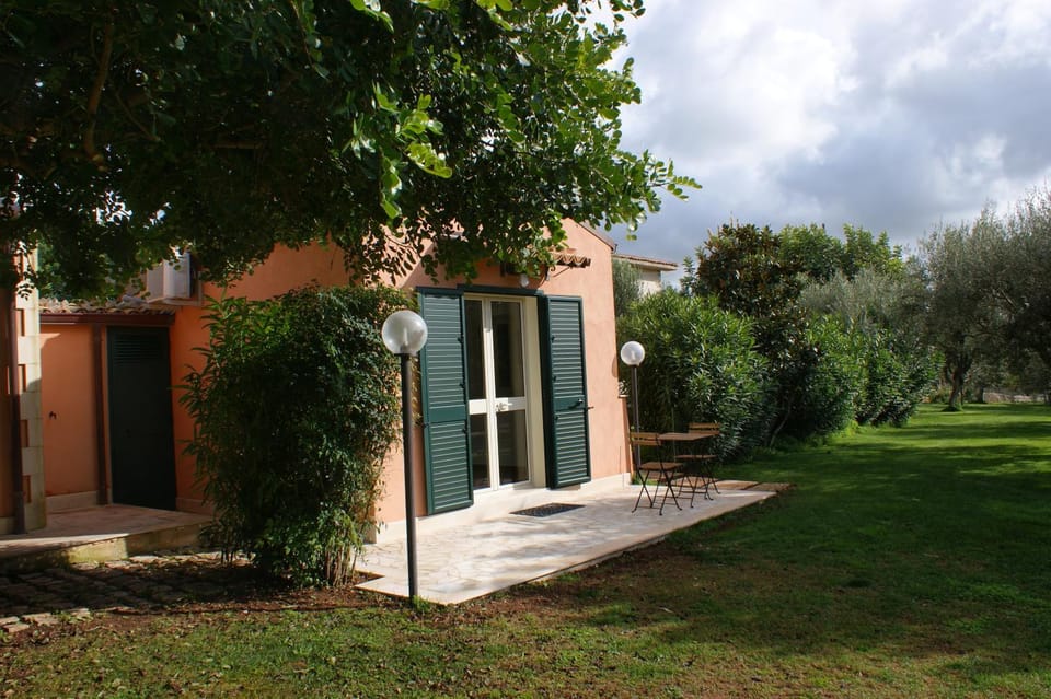 Property building, Garden view