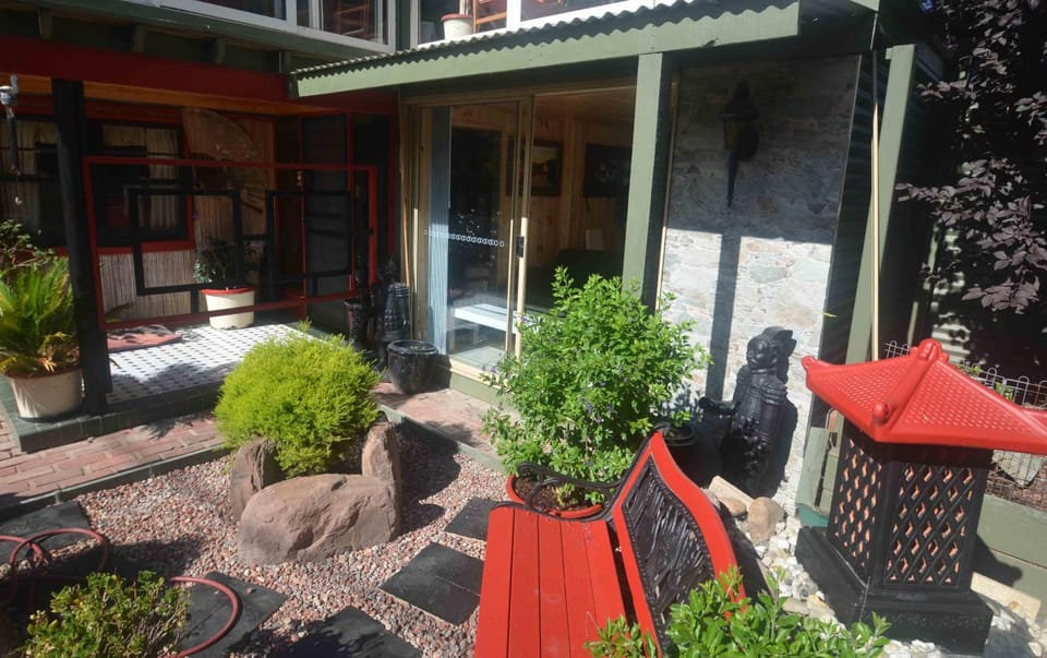 Echuca Gardens Bed and Breakfast in Echuca