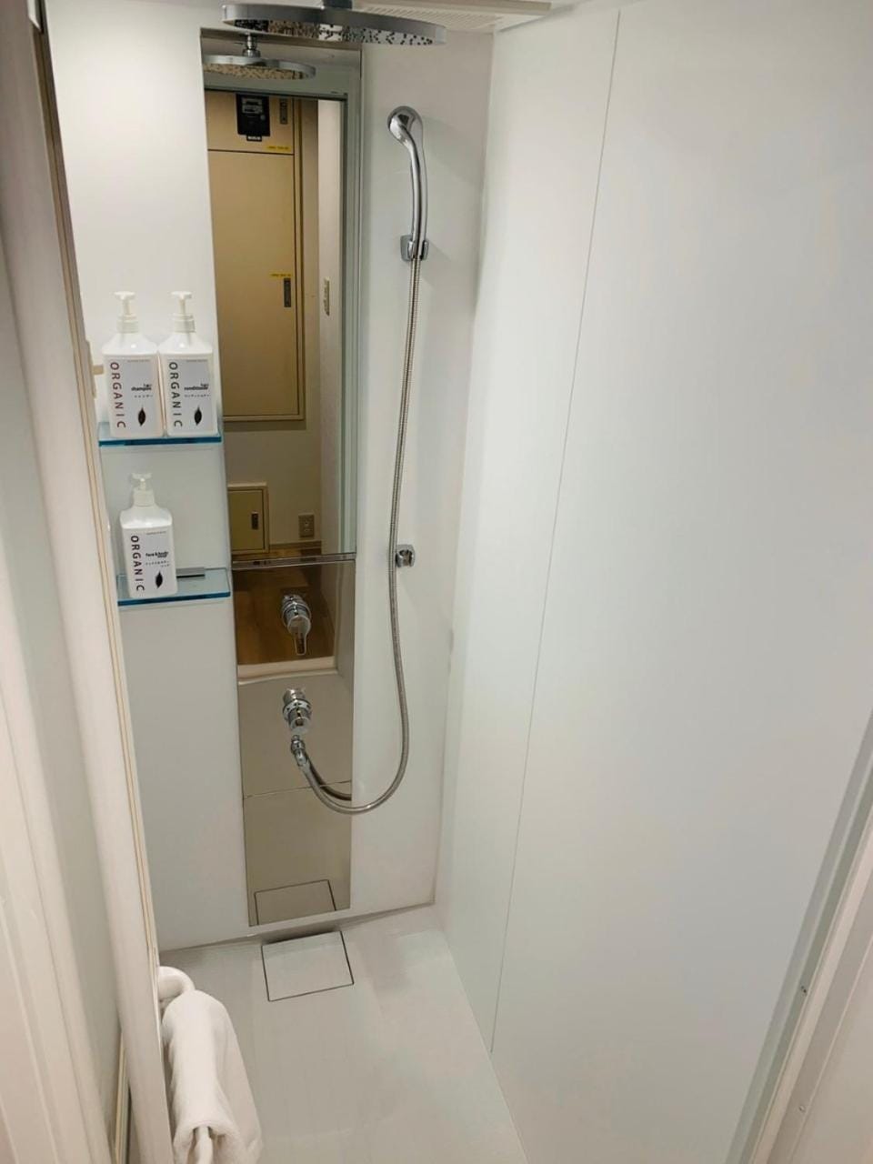 WELLSTAY Osaka Honmachi Apartment hotel Apartment in Osaka