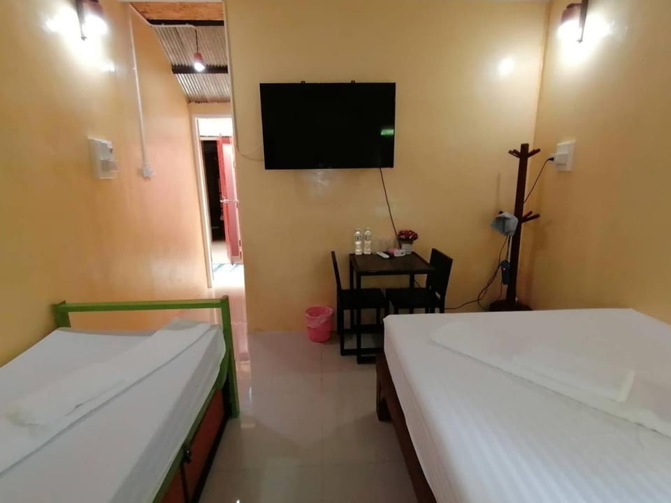 Sun smile(cafe & homestay) Hostel in Laos
