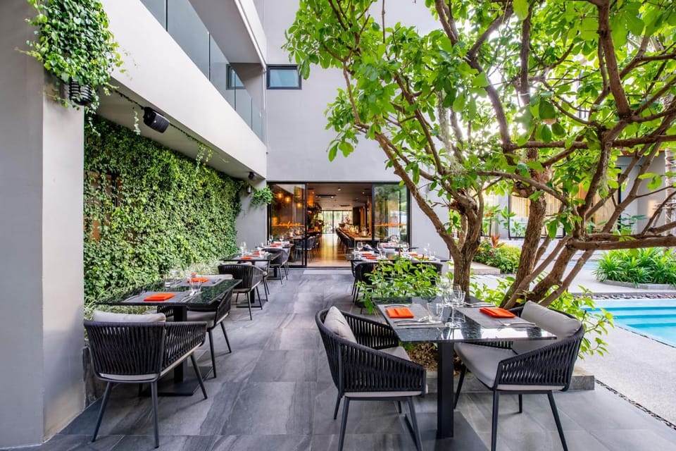 Diamond Condominium Bangtao Beach Apartment in Choeng Thale