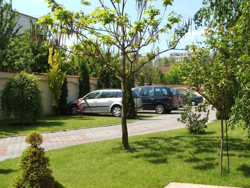 Property building, Garden