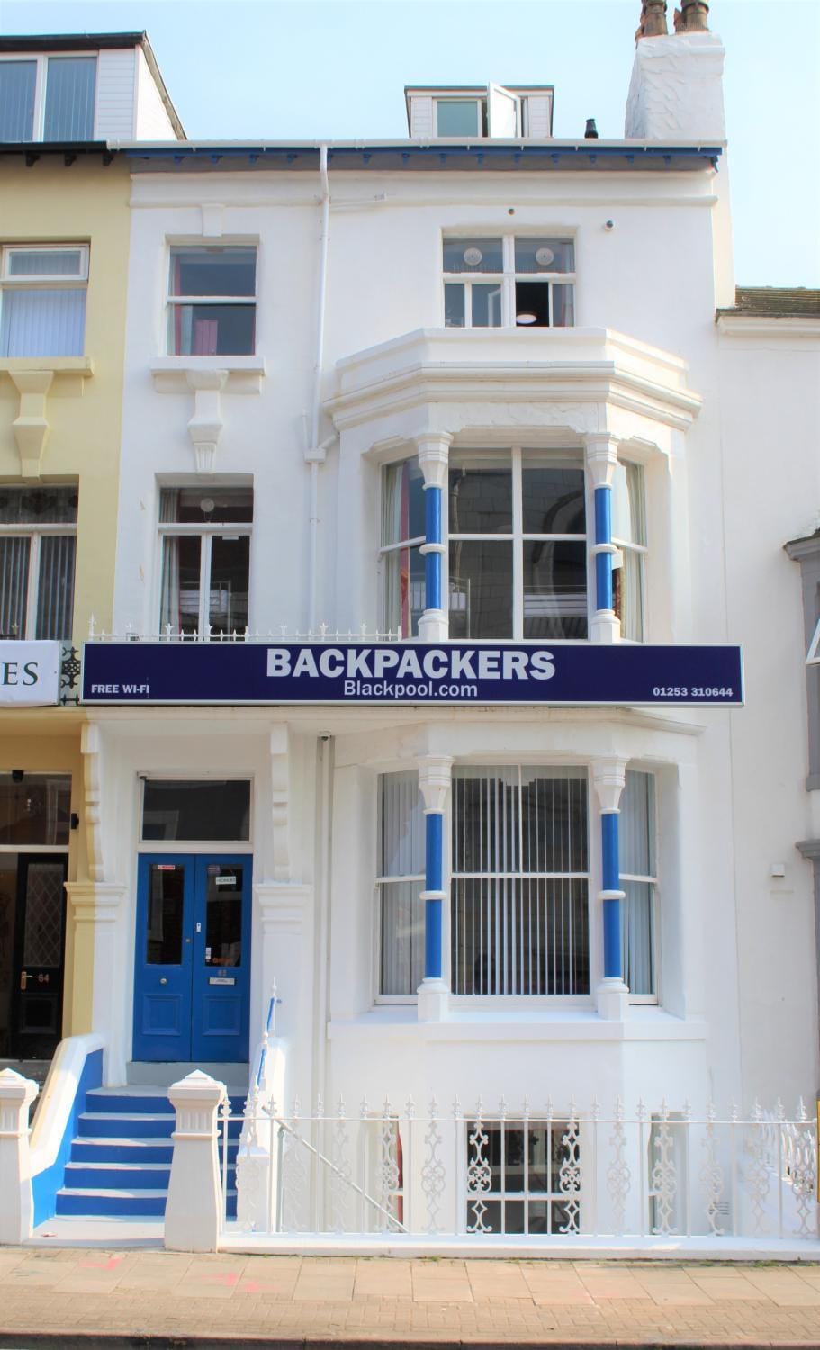 Property building, Facade/entrance