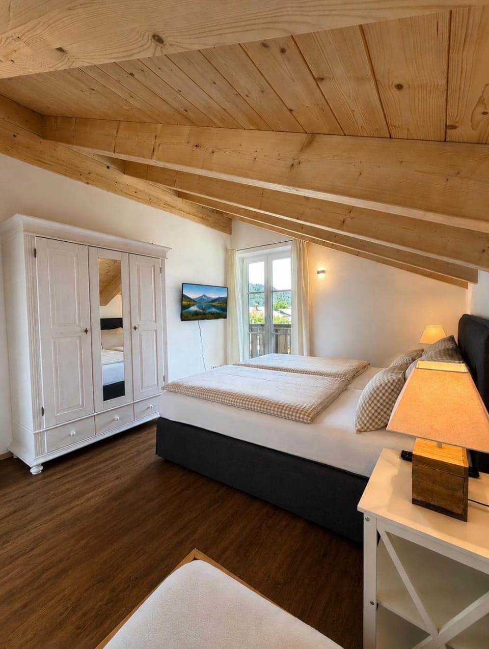 TV and multimedia, Bedroom