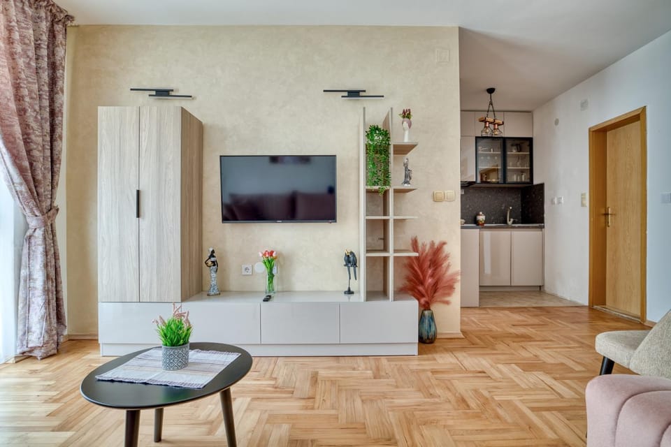 TV and multimedia, Living room