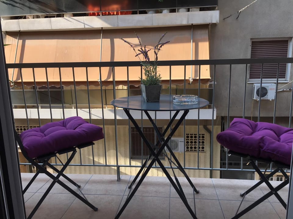 Balcony/Terrace, City view, Street view