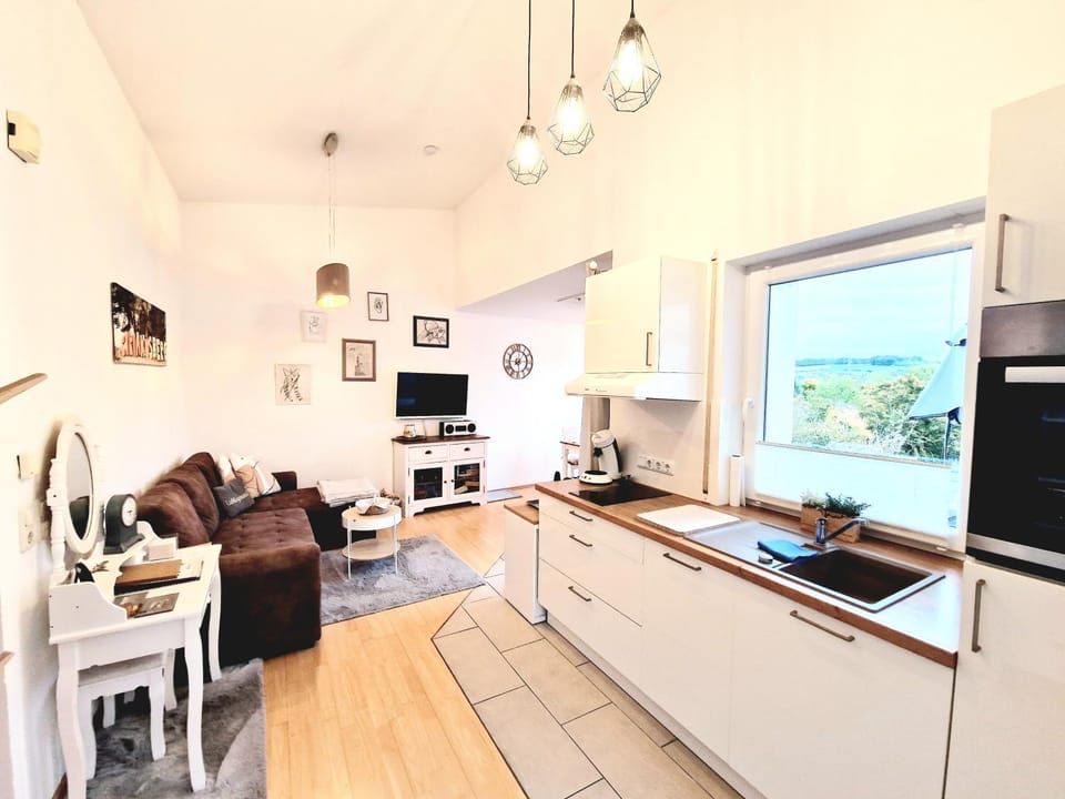 Ferienwohnung Hornig Zwei Terrassen, Parkplatz, separater Eingang, xBox, WLan, Kaffee Apartment in Hesse