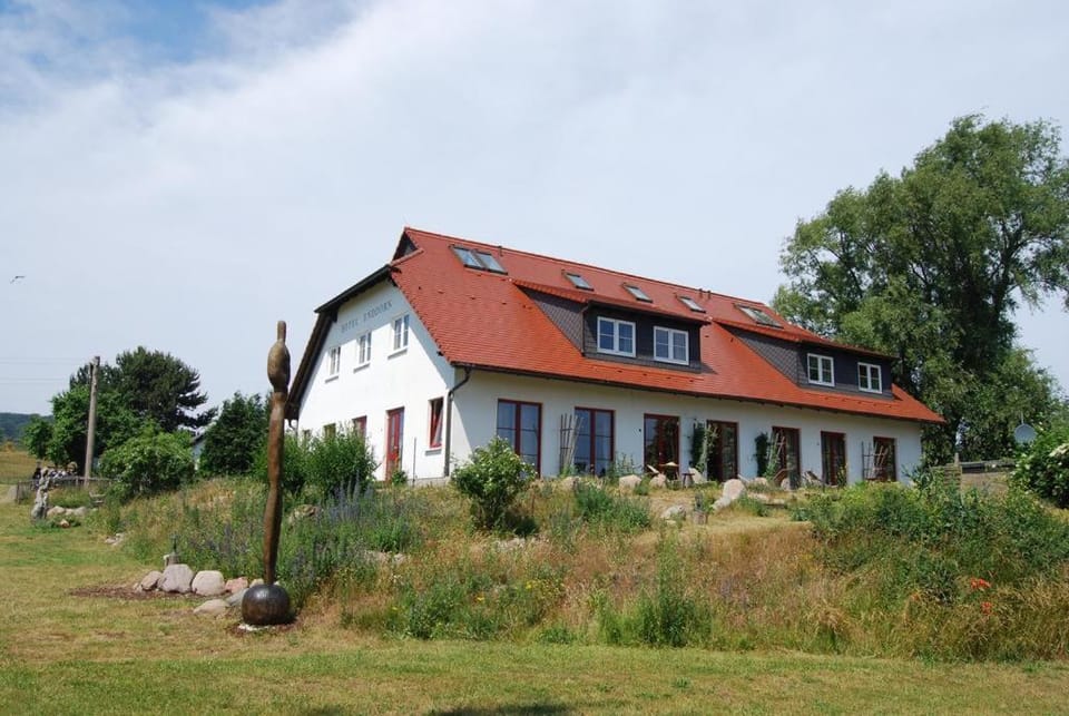 Facade/entrance, Garden
