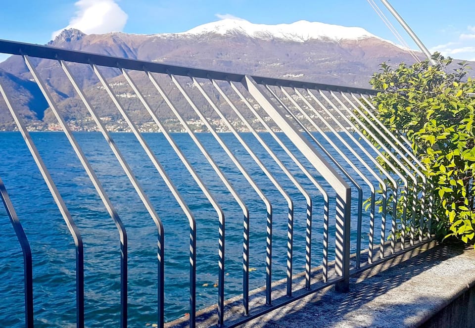 Balcony/Terrace, Lake view, Mountain view