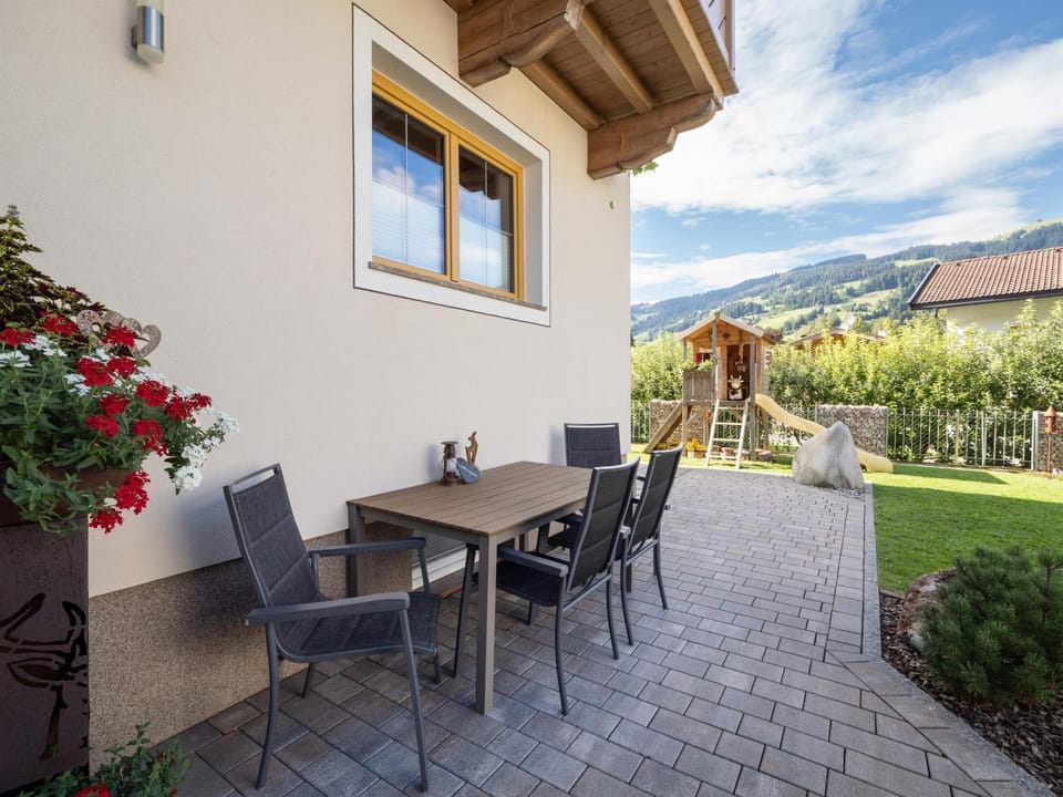 Property building, Patio, Day, Natural landscape, Summer, BBQ facilities, Children play ground, Garden, View (from property/room), Balcony/Terrace, Seating area, Dining area, Garden view, Mountain view, children, young children, older children