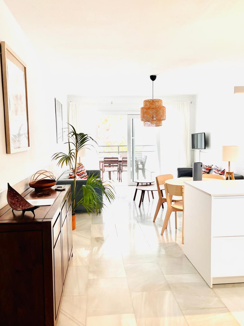 Living room, Dining area