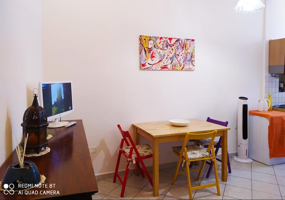 TV and multimedia, Dining area