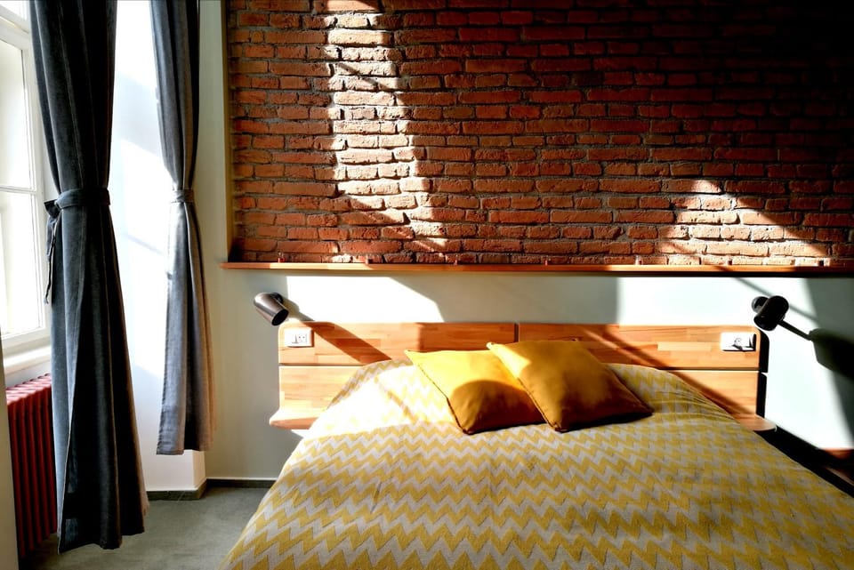Decorative detail, Seating area, Bedroom, cot