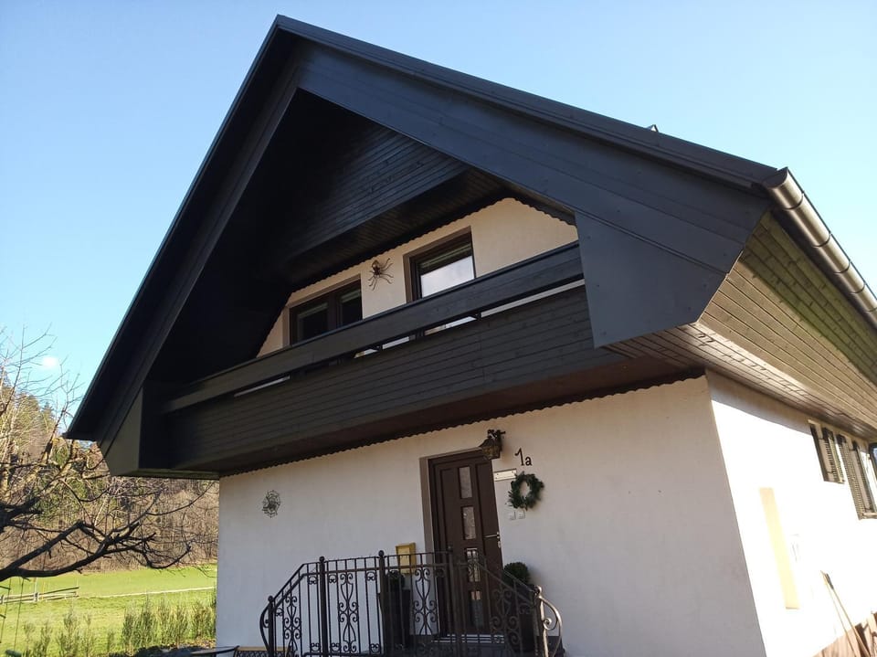 Entire house Iris & Arnika House in Bled