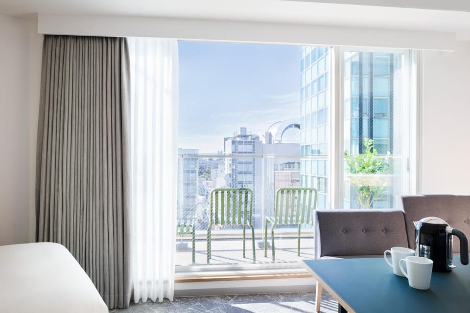 View (from property/room), City view