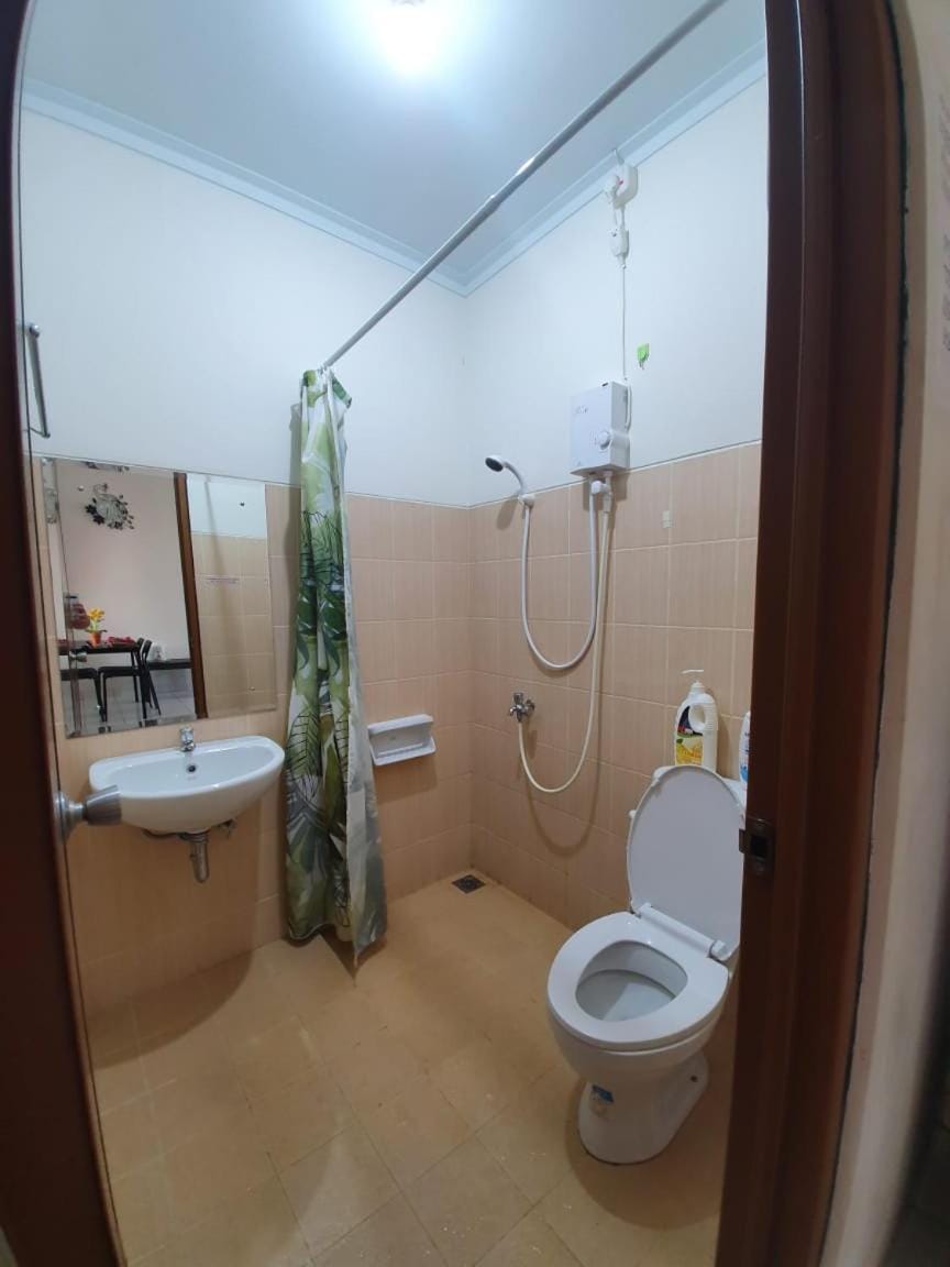 Shower, Toilet, Bathroom, bidet