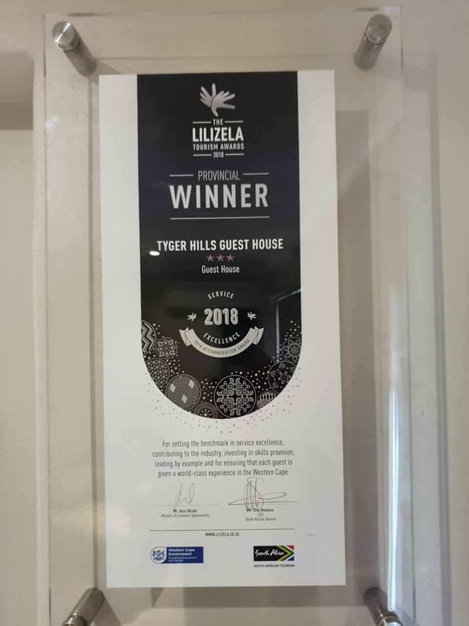 Lobby or reception, Certificate/Award