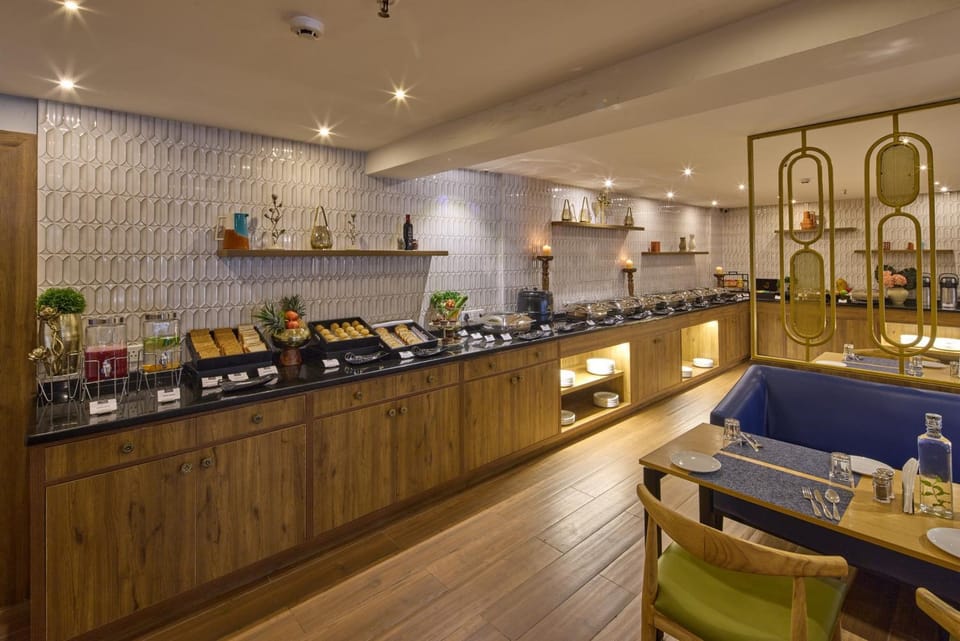 Restaurant/places to eat