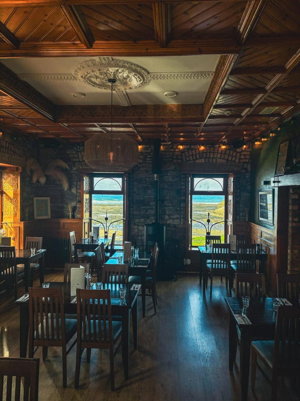 Maddens Bridge Bar & Guesthouse Bed and Breakfast in County Donegal