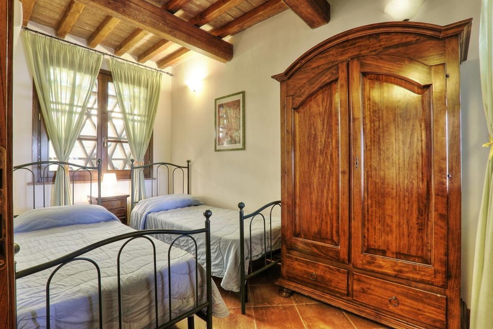Bed, Bedroom, wardrobe