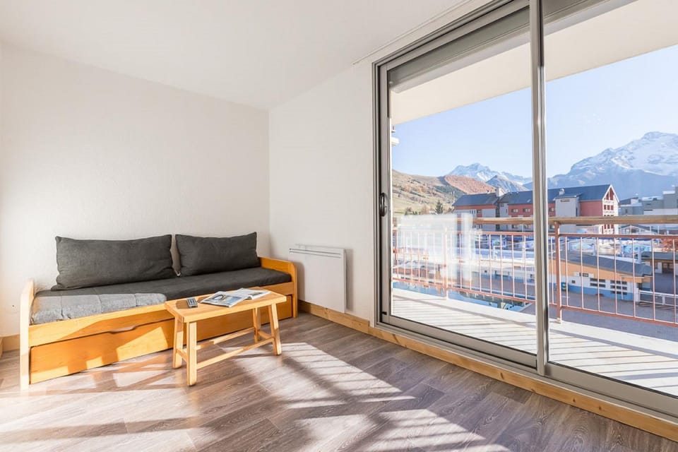 View (from property/room), Balcony/Terrace, Seating area