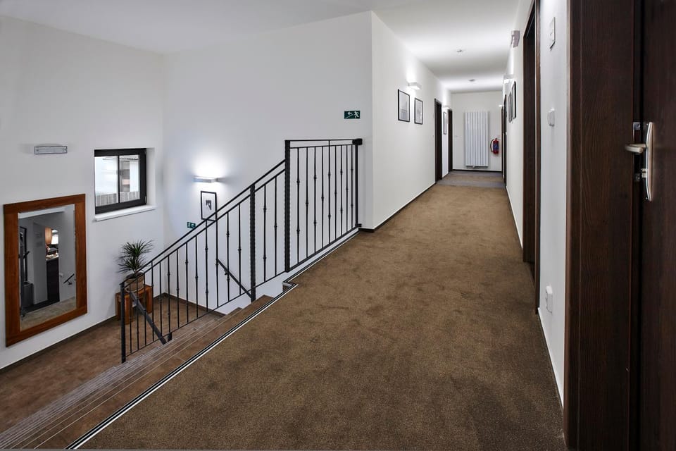 Penzion Al Capone Mníšek Bed and Breakfast in Czechia