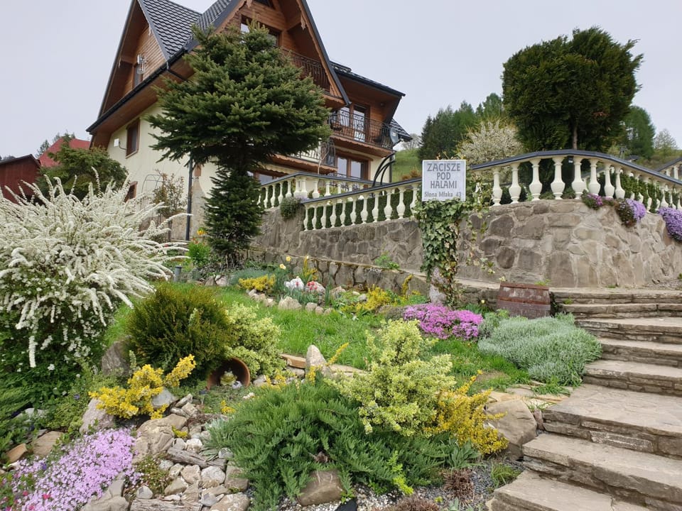 Property building, Garden