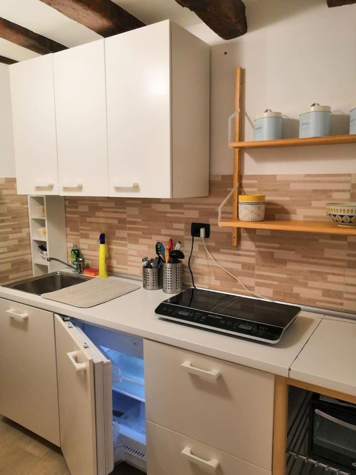Appartamento AlCova Apartment in Venice