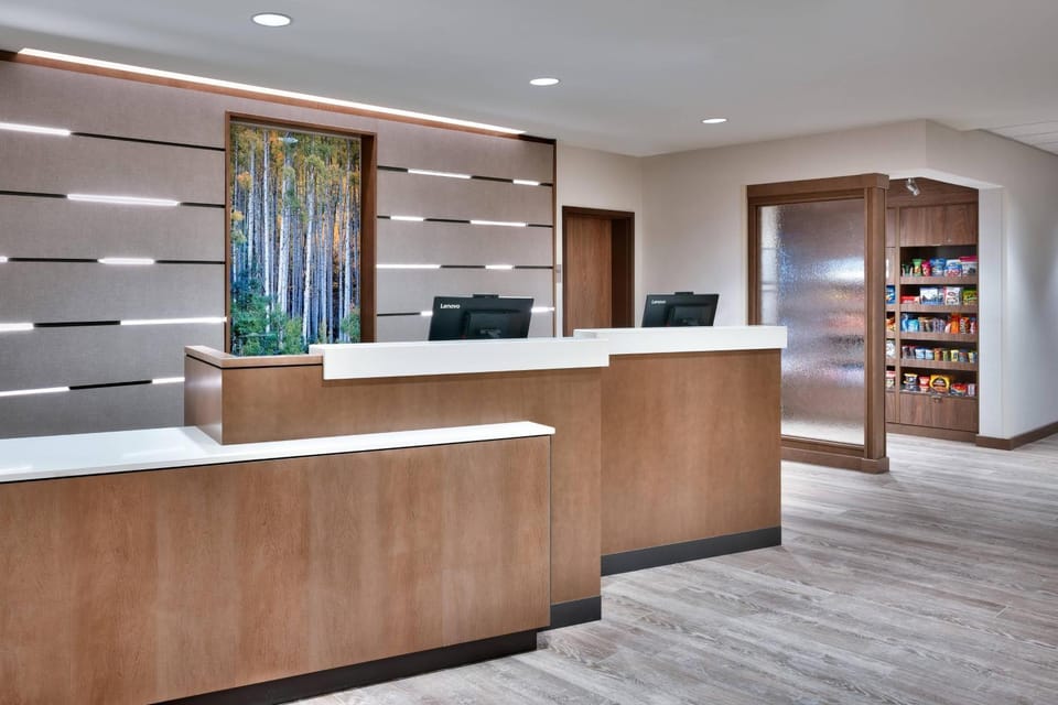 Lobby or reception, Lobby or reception