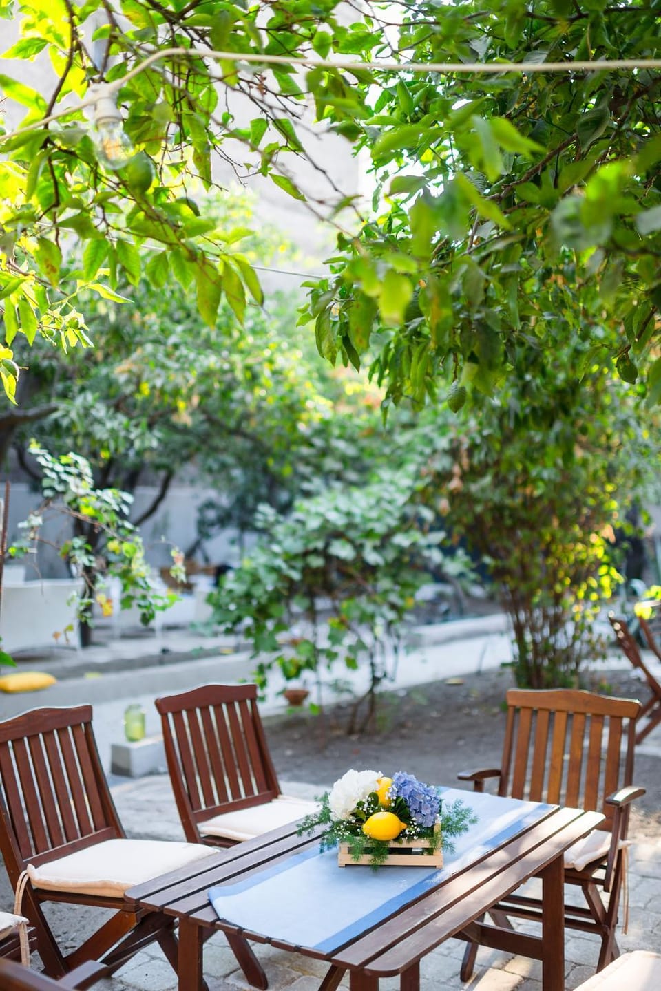 Patio, Garden, Garden, Breakfast