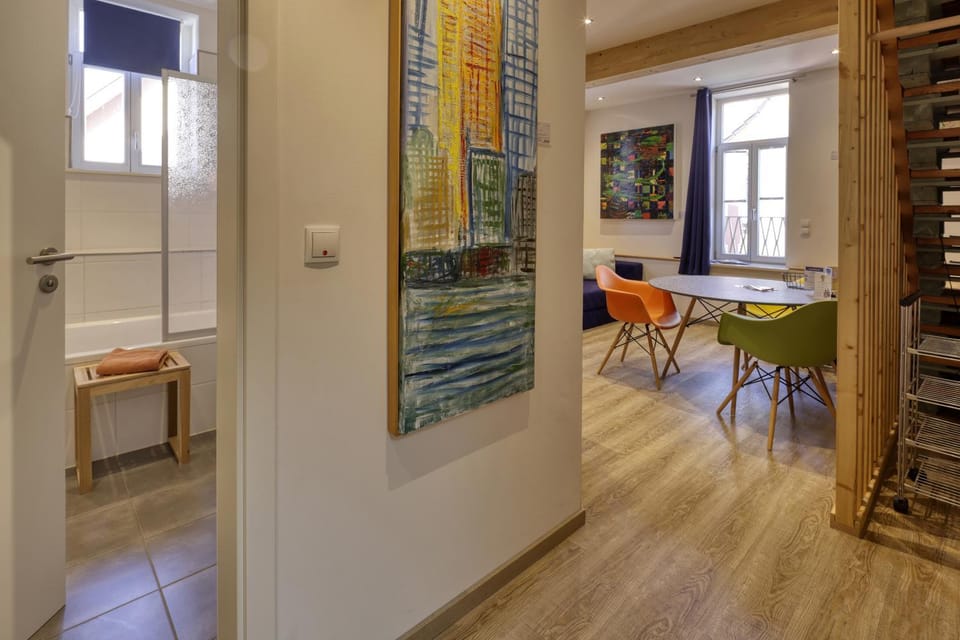Bathroom, Living room, Seating area, Dining area