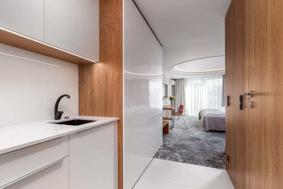 Bed, Kitchen or kitchenette, Photo of the whole room, Bedroom, wardrobe