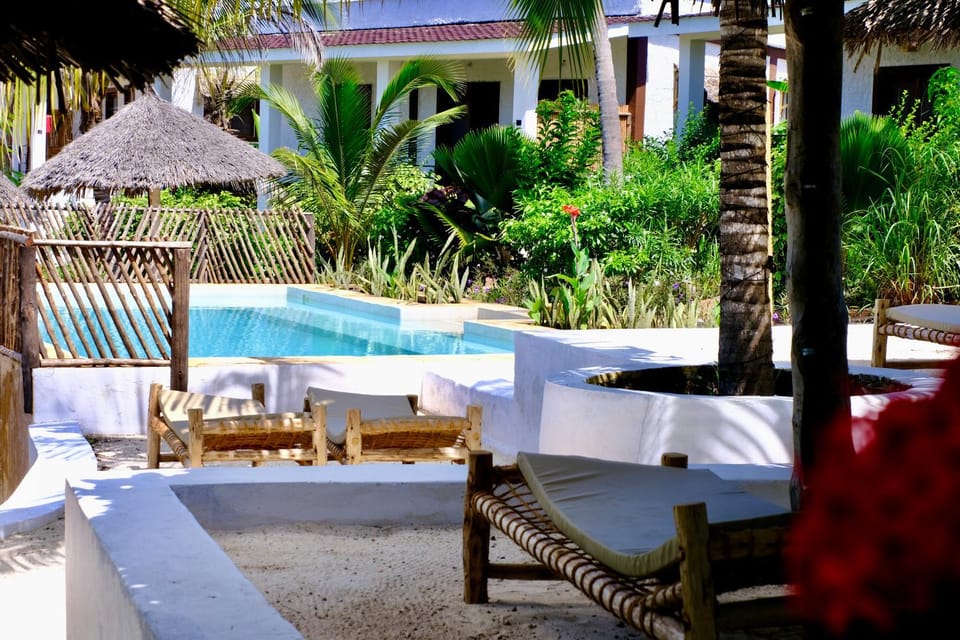 Pool view, Swimming pool