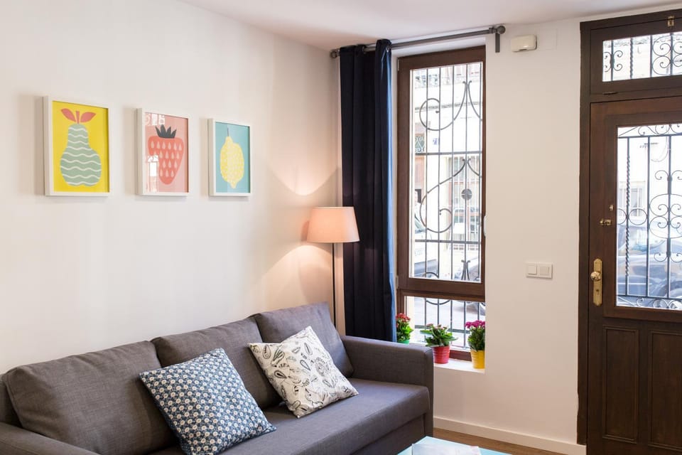 Communal lounge/ TV room, Living room