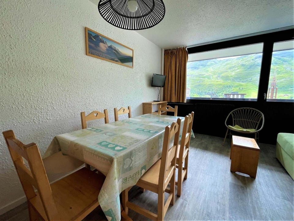 Appartement 6 pers aux Menuires, animaux admis, classique avec balcon - FR-1-452-179 Apartment in Les Allues