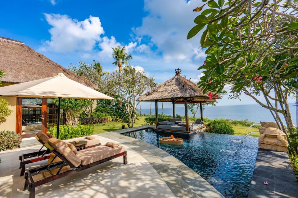 Sea view, Swimming pool