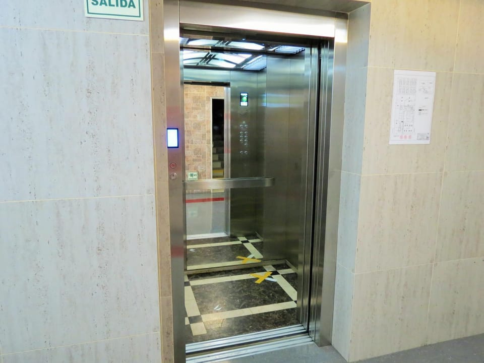 elevator