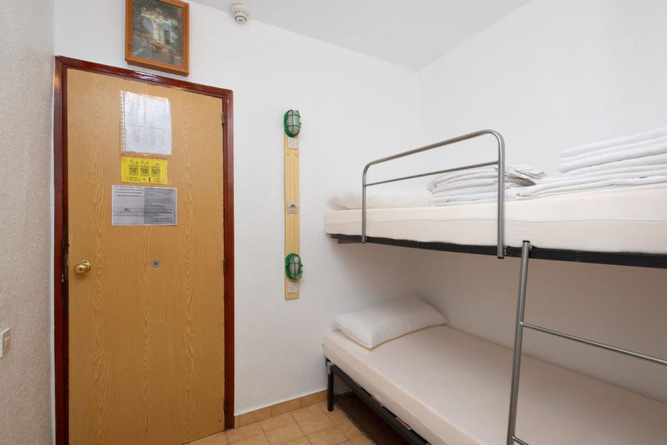 bunk bed